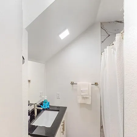 Flat Biarritz - Ate 3 Hospedes A 500M Da Praia Sao Luis  Exterior photo